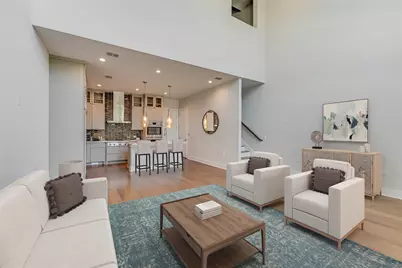 4607 Longevity Drive, Austin, TX 78731 - Photo 2