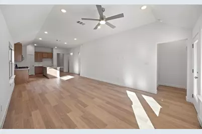 116 Melrose Street, Hutto, TX 78634 - Photo 8