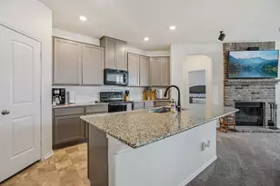 657 Bailey Park Dr, Jarrell, TX 76537 - Photo 8