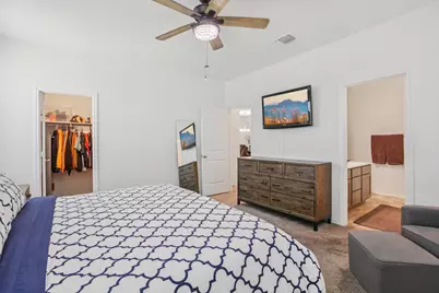 657 Bailey Park Drive, Jarrell, TX 76537 - Photo 14