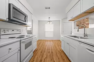 12801 Copper Cliff Ave, Austin, TX 78727 - Photo 10