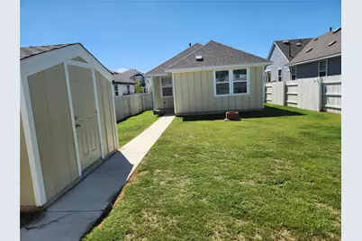 110 Huckleberry Lane, Elgin, TX 78621 - Photo 24