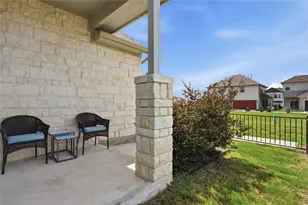 135 Pinnacle Ln, Kyle, TX 78640 - Photo 4