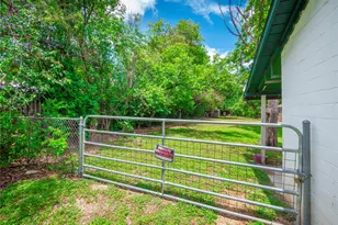 1806 Fort View Rd, Austin, TX 78704 - Photo 18
