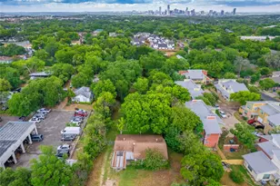 1806 Fort View Rd, Austin, TX 78704 - Photo 4