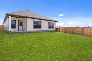 13504 Gray Lndg Dr, Elgin, TX 78621 - Photo 26