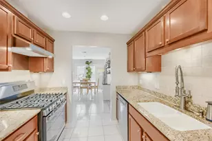 215 Cloudview Dr, Austin, TX 78745 - Photo 10