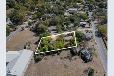 102 Masonic Drive, Elgin, TX 78621 - Photo 8