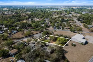 102 Masonic Dr, Elgin, TX 78621 - Photo 1