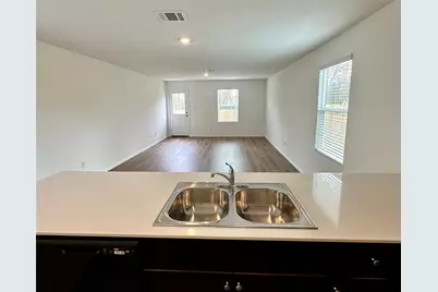 53 Trinity Circle, Lockhart, TX 78644 - Photo 12