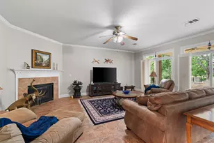 105 Goose Island Dr, Georgetown, TX 78633 - Photo 8