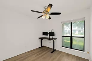 1004 Scenic Dr, Georgetown, TX 78626 - Photo 20