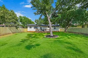1004 Scenic Dr, Georgetown, TX 78626 - Photo 32