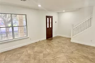 11210 Kingsgate Dr, Austin, TX 78748 - Photo 2