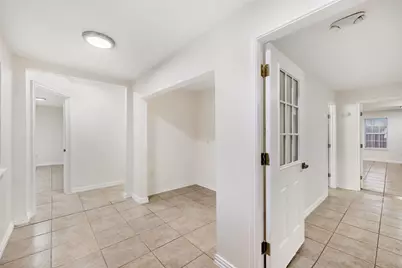 750 S Mays Street, Round Rock, TX 78664 - Photo 16