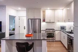 900 S 1st St, Austin, TX 78704 - Photo 2
