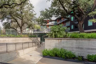 900 S 1st St, Austin, TX 78704 - Photo 22