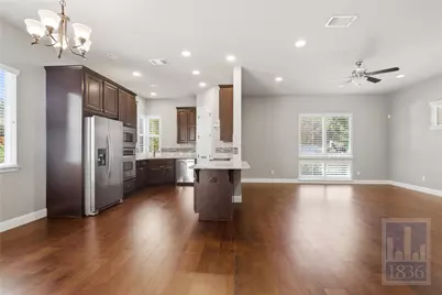 2016 Simond Avenue #D, Austin, TX 78723 - Photo 2