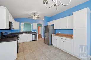 432 Thunderstorm Ave, Lockhart, TX 78644 - Photo 6