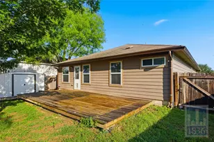 432 Thunderstorm Ave, Lockhart, TX 78644 - Photo 20