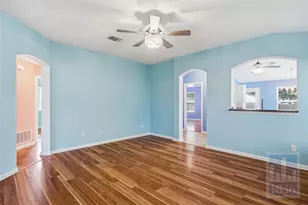 432 Thunderstorm Ave, Lockhart, TX 78644 - Photo 4