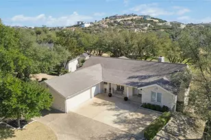 108 Spellbrook Ln, Lakeway, TX 78734 - Photo 20