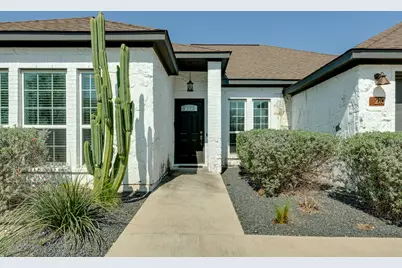 210 S Meadowlark Street, Lakeway, TX 78734 - Photo 2