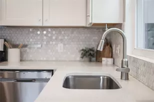 5512 Duval St, Austin, TX 78751 - Photo 20