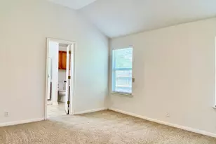 706 Stewart Dr, Hutto, TX 78634 - Photo 10