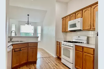 706 Stewart Drive, Hutto, TX 78634 - Photo 6