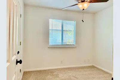 706 Stewart Drive, Hutto, TX 78634 - Photo 14