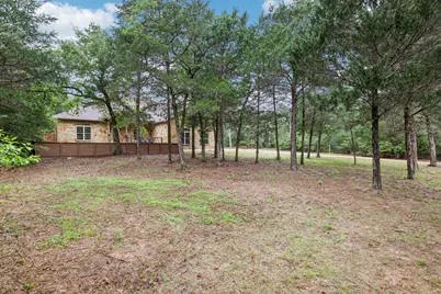 267 Corral Road, Smithville, TX 78957 - Photo 10