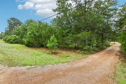 267 Corral Road, Smithville, TX 78957 - Photo 8
