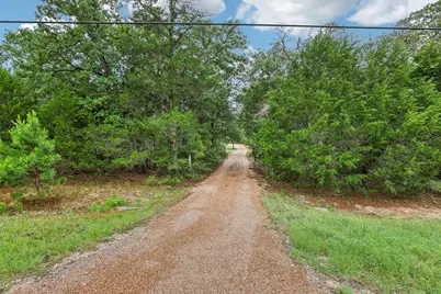 267 Corral Road, Smithville, TX 78957 - Photo 2