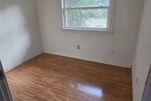 150 Wayside Dr, Elgin, TX 78621 - Photo 10