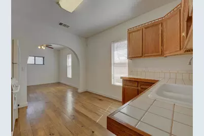 2106 Holly Street #B, Austin, TX 78702 - Photo 16