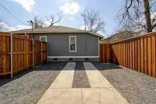 2106 Holly St, Austin, TX 78702 - Photo 28