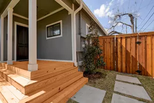 2106 Holly St, Austin, TX 78702 - Photo 4