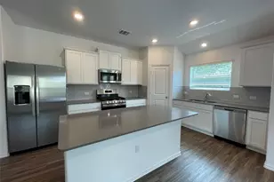 10717 Steinbeck Dr, Austin, TX 78747 - Photo 4