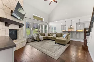 106 Princes Ct, Austin, TX 78738 - Photo 8