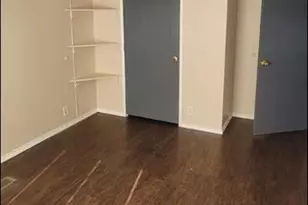 404 W Cleveland St, Elgin, TX 78621 - Photo 10