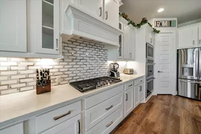110 Gaston Drive, Bastrop, TX 78602 - Photo 6