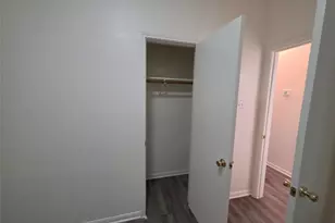 4417 Lendall Ln, Austin, TX 78744 - Photo 12