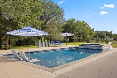 140 Vincas Shadow Court, Driftwood, TX 78619 - Photo 34