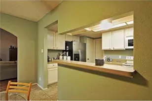 11421 Pyreneese Dr, Austin, TX 78759 - Photo 10