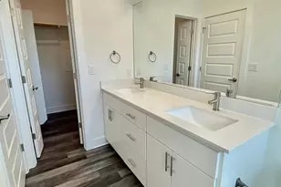 6102 Caddie St, Austin, TX 78741 - Photo 10
