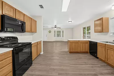 101 Princess Jennifer Drive, Kyle, TX 78640 - Photo 4