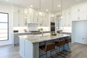 230 Jates Fld Bnd, Liberty Hill, TX 78642 - Photo 2