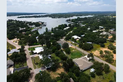 602 N Shorewood Drive, Granite Shoals, TX 78654 - Photo 8