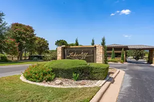 2819 Cliff Pt, Spicewood, TX 78669 - Photo 38